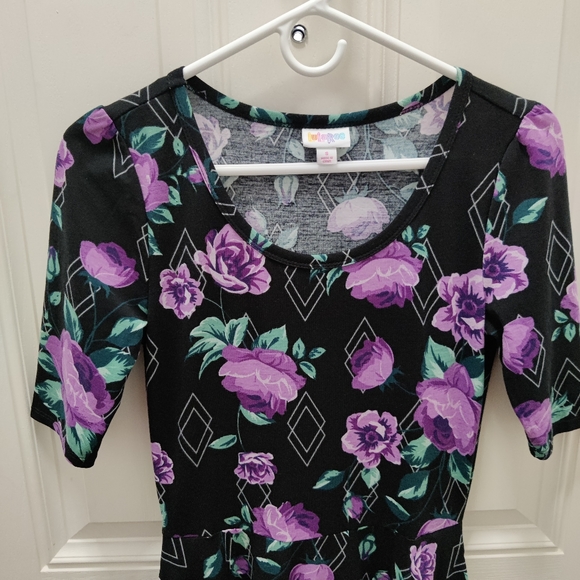 Set of 4 LuLaRoe Nicole Dresses size Small - Picture 6 of 10